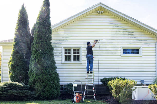 Best Garage Pressure Washing  in Aloha, OR